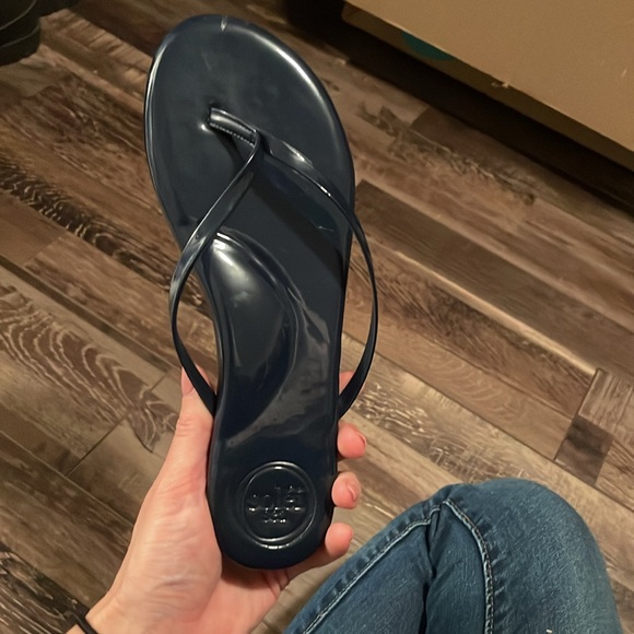 Solei sea flip flops-women’s size 7. NWOT-Navy - Picture 6 of 6